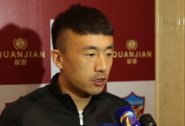 小明看看成人